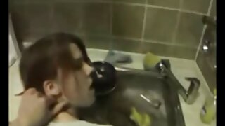 Пов'язана блондинка з кляпом у роті Райлі порно еротика секс Рейес отримує покарання